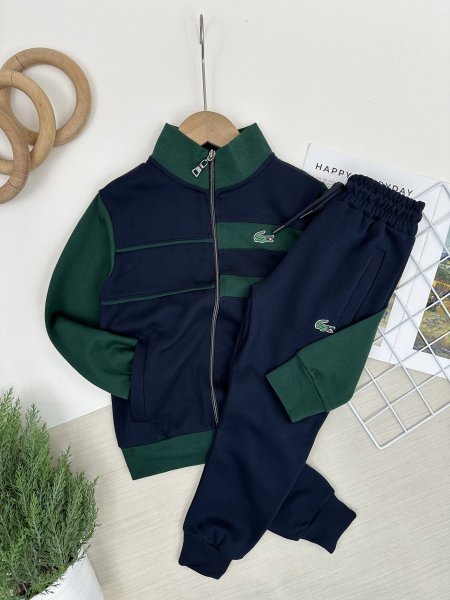 كحلي مع اخضر