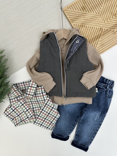 طقم ولادي 4 قطع 1528