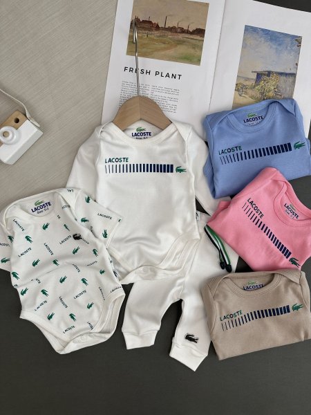 طقم بيبي 3 قطع lacoste