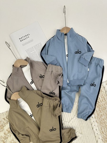 بدلة عملي 3 قطع alo 10241