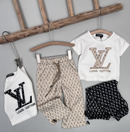 طقم بناتي عملي  LV JA243