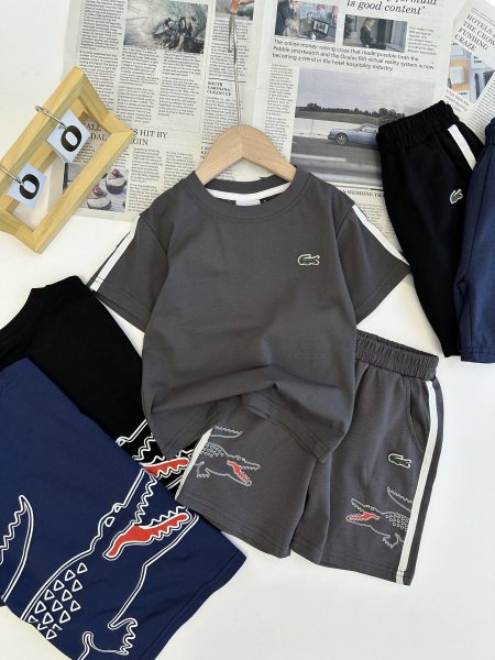 بدلة ولادي lacoste 101