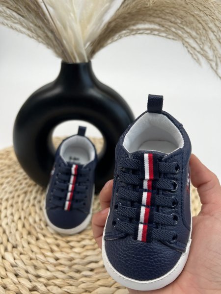 حذاء بيبي TOMMY