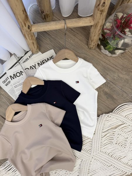 بلوز tommy