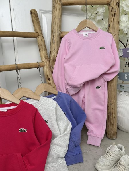بدلة Lacoste 212