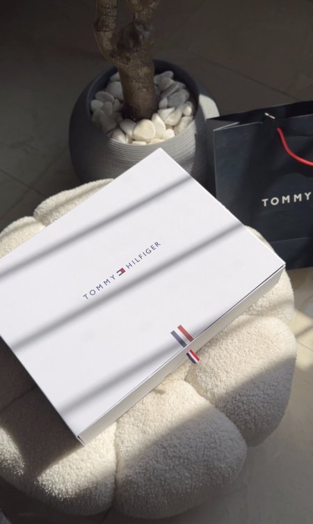 صندوق هدايا  tommy