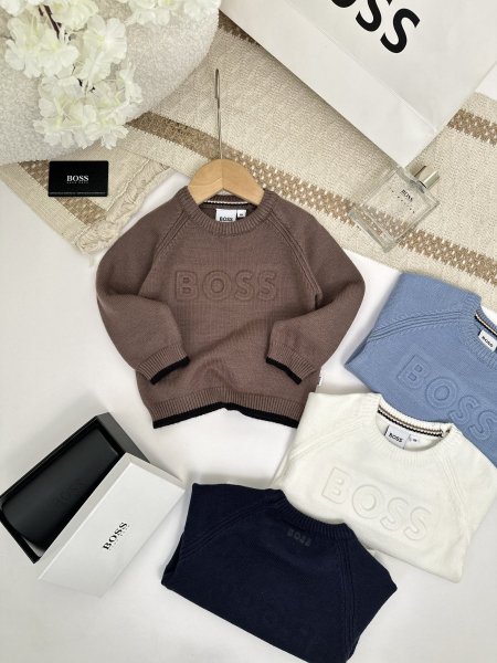 بلوزة ولادي صوفBOSS 202605