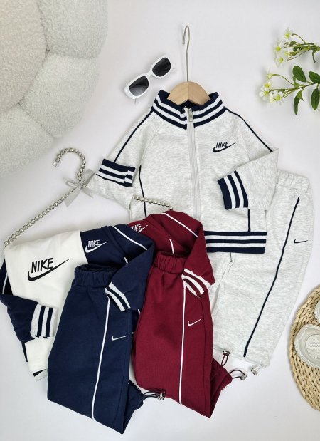 بدلة فوتر NIKE