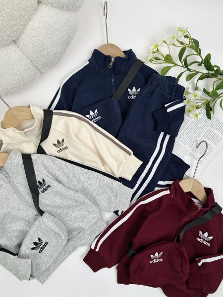 بدلة خريفي adidas