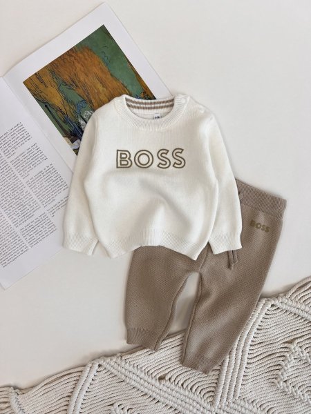 ابيض مع بيج