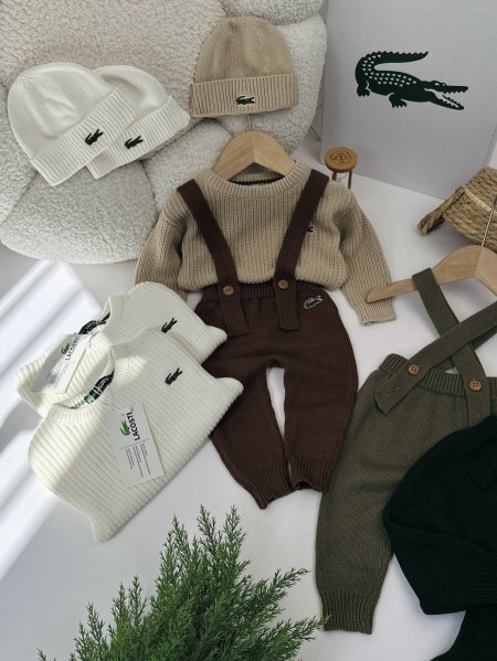طقم بيبي صوف Lacoste