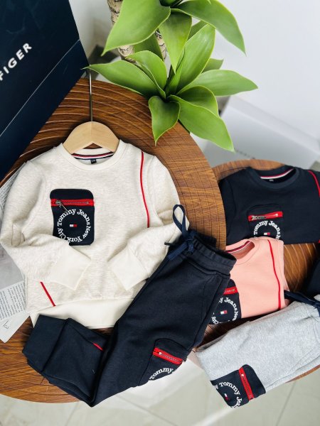 بدلة فوتر مبطن Tommy