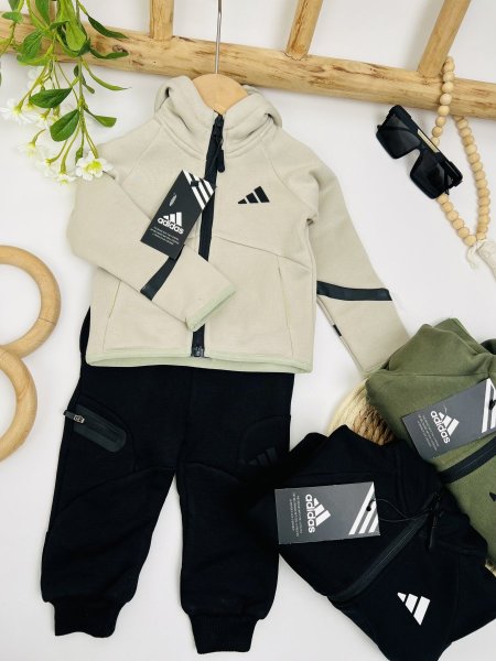 بدلة فوتر مبطن adidas