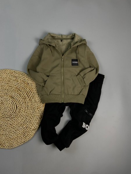 بدلة فوتر مبطن ثقيل boss 770