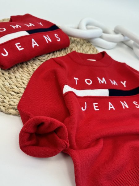 بلوزة صوف Tommy T73045 - أحمر