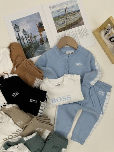 بدلة بيبي BOSS