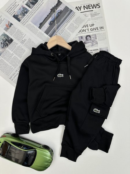 بدلة ودادي مبطن lacoste